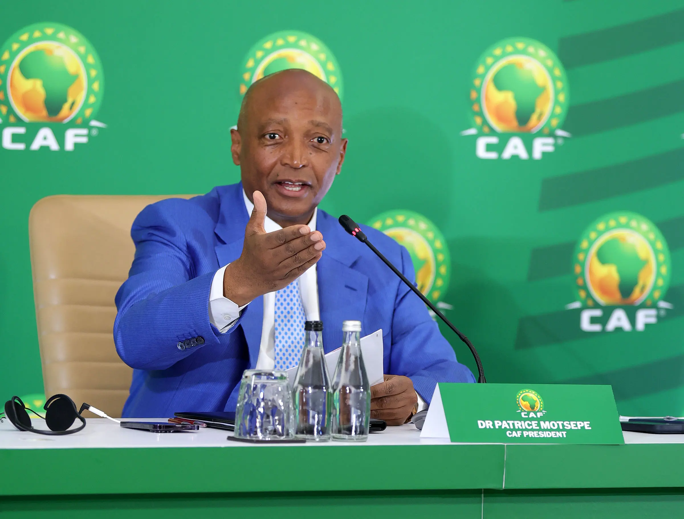Umuyobozi wa CAF arahabwa amahirwe yo kuzasimbura Perezida Ramaphosa
