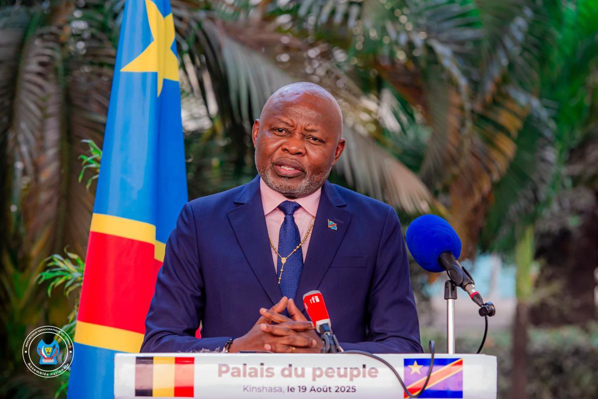 Vital Kamerhe yafashe uruhande hagati ya Kabila na Tshisekedi