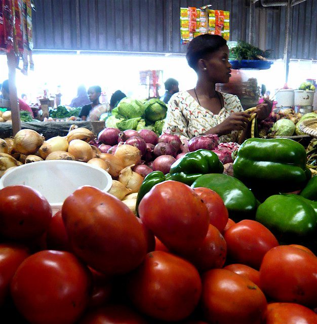 Karongi: Abahinzi b'imboga baracyagowe no kubona imirama