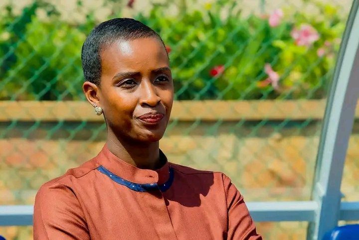 Gisagara: Min. Munyakazi yashyize ibuye ry'ifatizo ahagiye kubakwa ibyumba by'amashuri