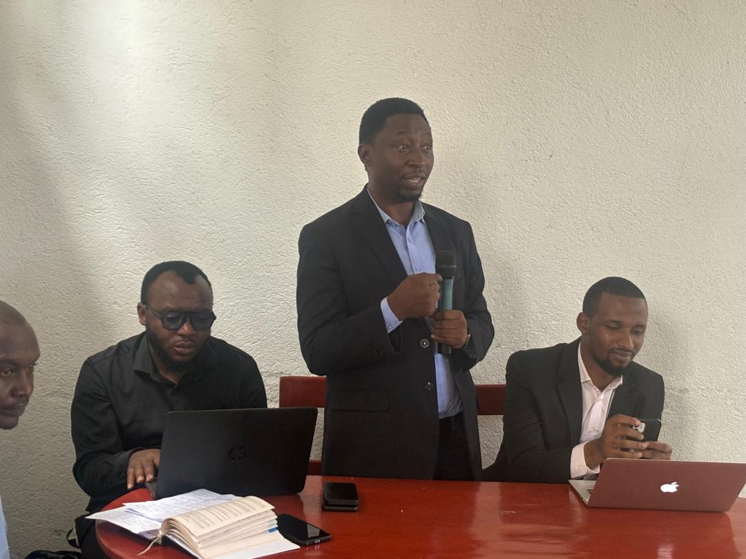 Butera Knowless: Kwambura cyangwa gushaka 'hit' mbere yo kumurika album