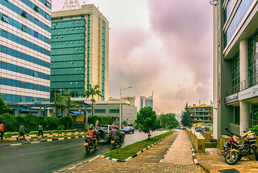 Ibintu 5 wamenya ku Munyafurika wa mbere watunze milliyari y'amadolari