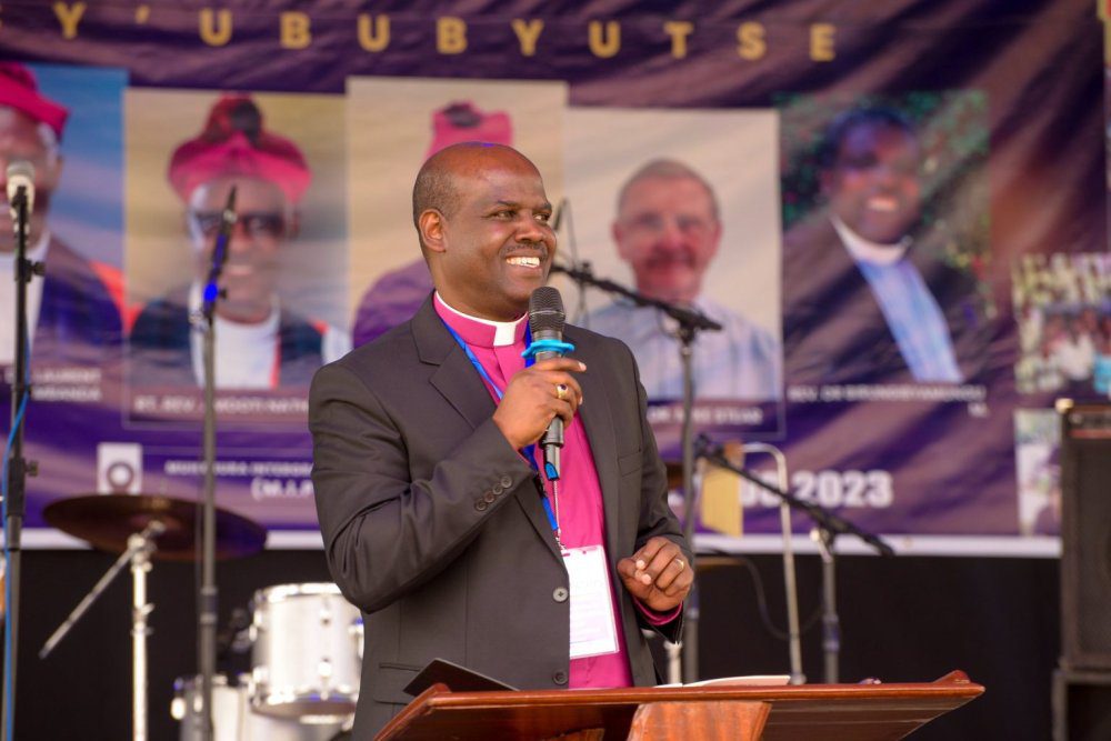 Musenyeri Mugisha Samuel arafunzwe