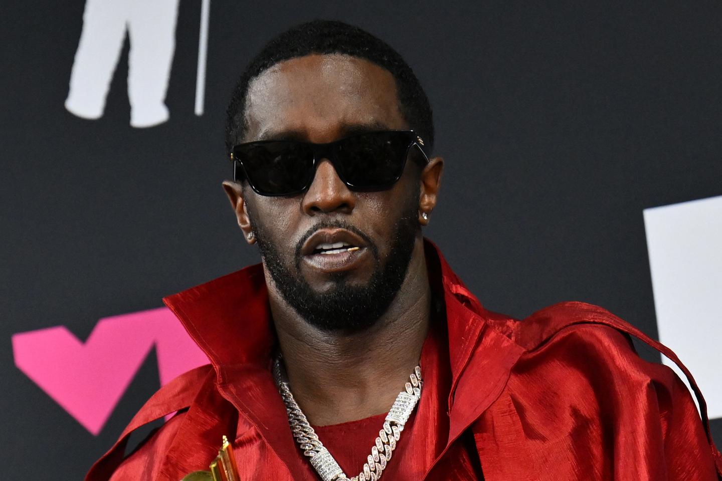 Umuraperi P Diddy umaze amezi 8 mu gihome aratangira kuburanishwa